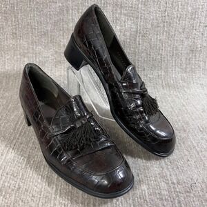 Vintage Stuart Weitzman 7B Brown Croc Embossed Leather Tassel Loafer Block Heels